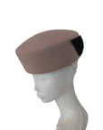JACKIE - 1960s-style pillbox hat in black wool.