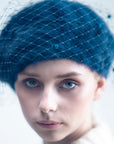 FIFI - Angora beret with dotted veil