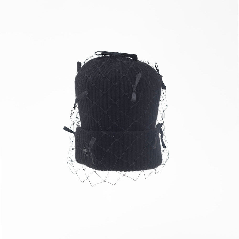 MIMI - Cashmere blend wool beanie with veil and scattered satin bows