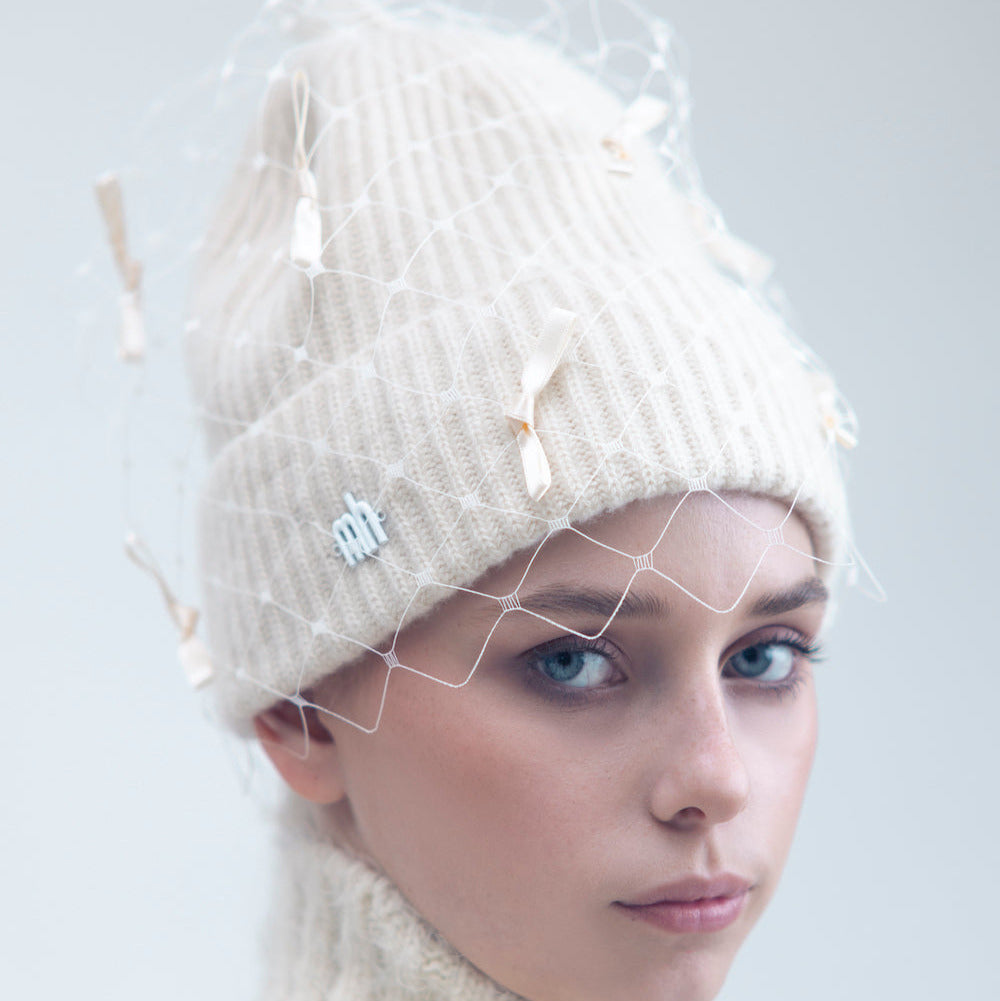 MIMI - Cashmere blend wool beanie with veil and scattered satin bows